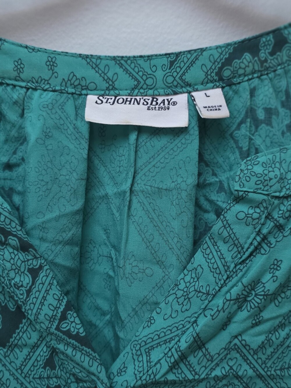 ST. JOHN'S BAY | Teal Patterned Blouse, Sz. L - Picture 2 of 5